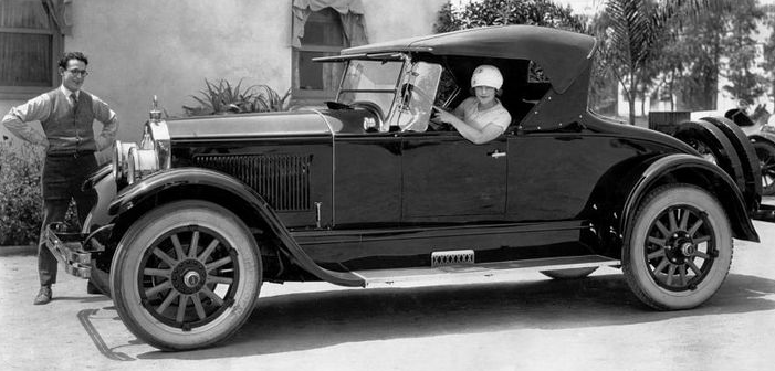 Harold Lloyd and wife Mildred Davis and their Buick