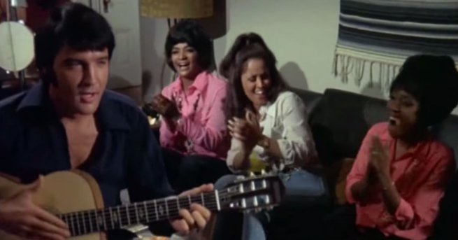 Elvis "Rubberneckin'" with back-up singers at the beginning of the movie. Darlene Love is jamming in the middle.